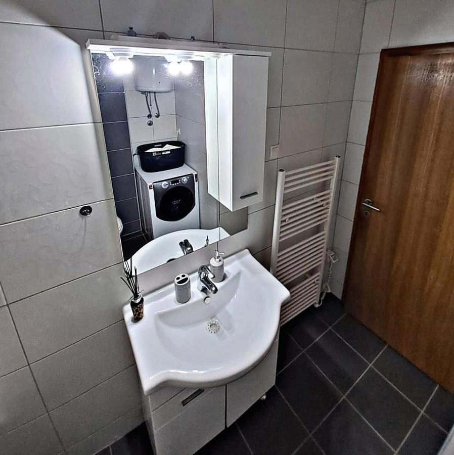 Apartment Aria Lux Mostar Exteriör bild